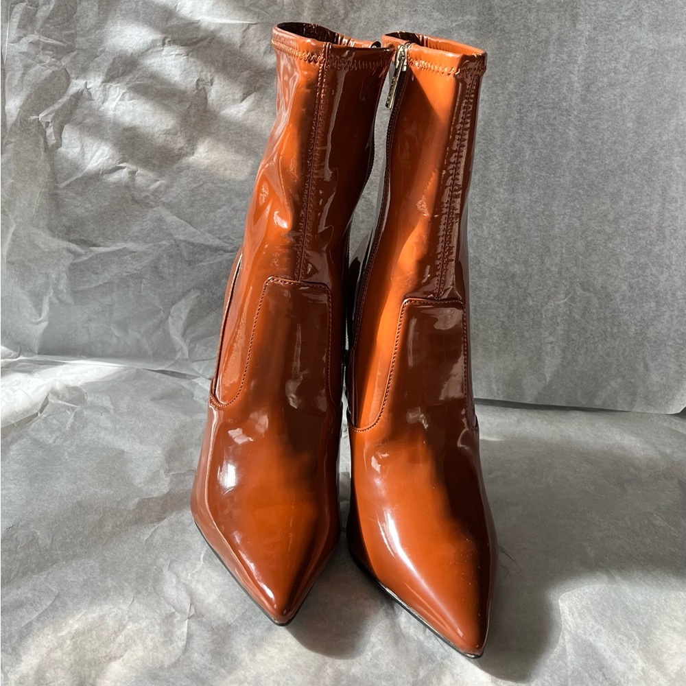 New Guess ankle boot